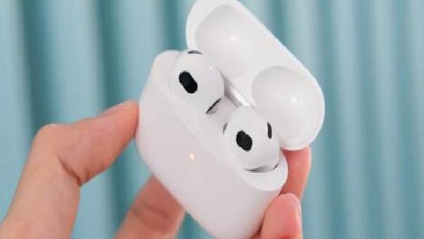 AirPods 3 için yeni bir yazılım güncellemesi yayınlandı