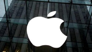 Apple, 3 trilyon dolar piyasa değerine ulaşan ilk ABD şirketi oldu