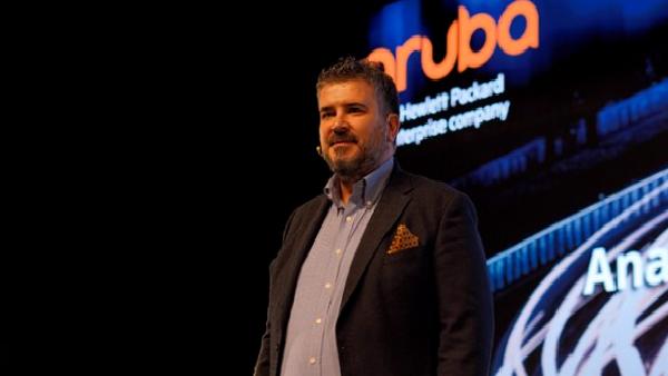 Aruba, sektörün ilk Dağıtık Hizmetler anahtarlama çözümü Aruba CX 10000 Serisini duyurdu