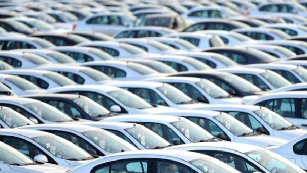 Avrupa’da Volkswagen Golf lider, Tesla Model 3 ilk 20’de