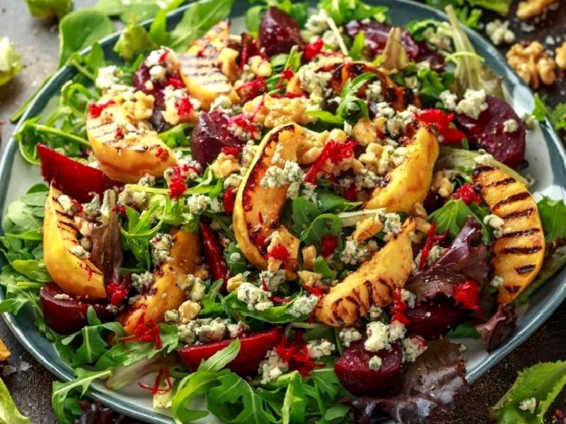 Ayvalı Pancar Salatası Nasıl Yapılır?