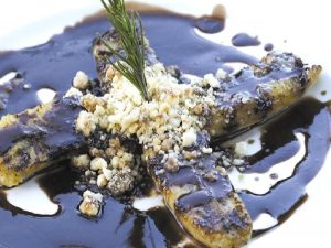 BANNA ASADA (FIRINDA ÇİKOLATA VE FAROFA SOSLU MUZ) Nasıl Yapılır?