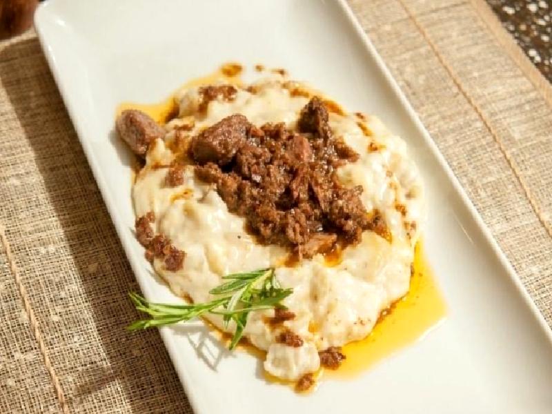 Beğendi Yatağında Kuzu Kuşbaşı Nasıl Yapılır?