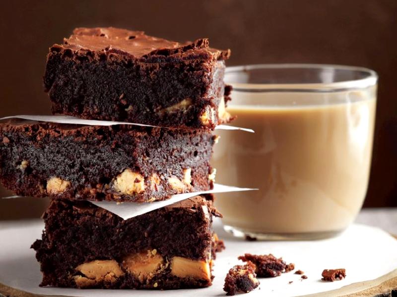 Beyaz çikolatalı brownie Nasıl Yapılır?