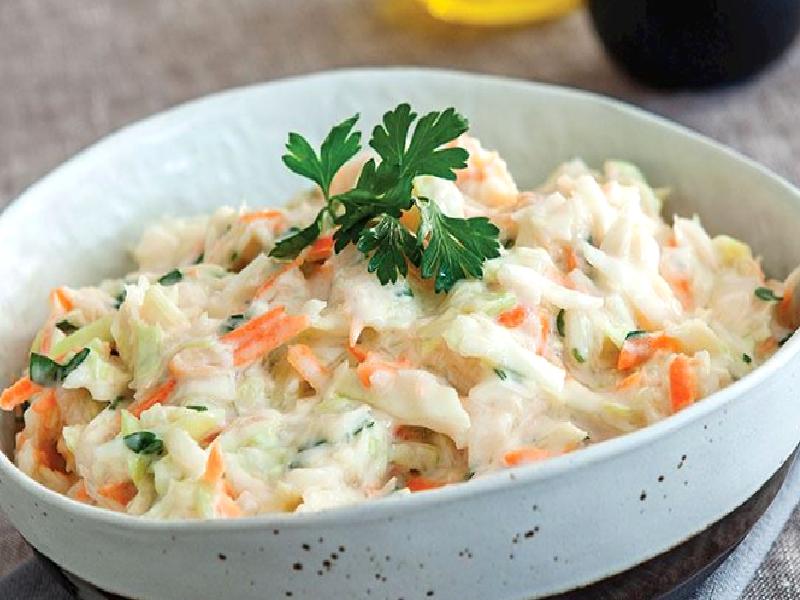 Beyaz lahana salatası Nasıl Yapılır?