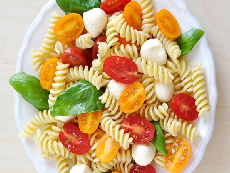 Caprese makarna salatası Nasıl Yapılır?