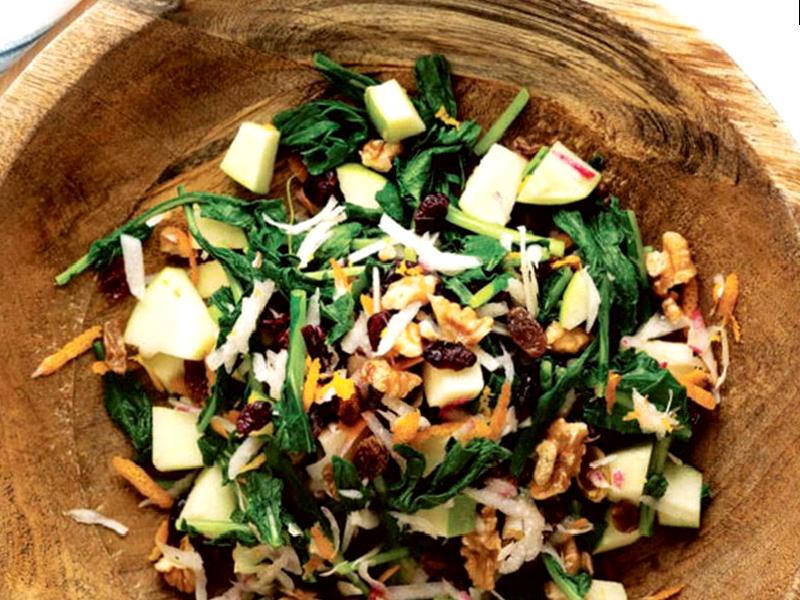 Cevizli ve elmalı turp otu salatası Nasıl Yapılır?