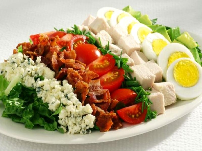 Cobb Salatası Nasıl Yapılır?