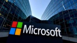 Covid-19 ile değişen müşteri deneyimi hakkında Microsoft Yöneticisi Münir Kundakçı ile röportaj