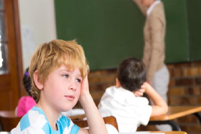 Dikkat Eksikliği ve Hiperaktivite Bozukluğu