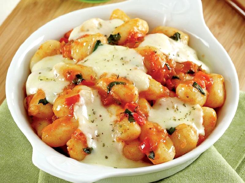 Domates Soslu Gnocchi Nasıl Yapılır?