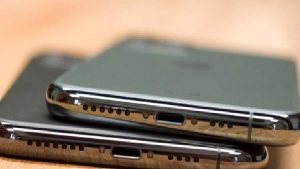 Dünyanın ilk USB-C bağlantılı iPhone 12 Pro Max modeli satışa sunuldu
