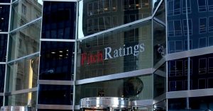 Fitch, küresel büyüme tahminini düşürdü