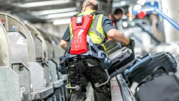 German Bionic’in yeni mekanik dış iskeleti çalışanların sağlığını korumaya yardımcı oluyor
