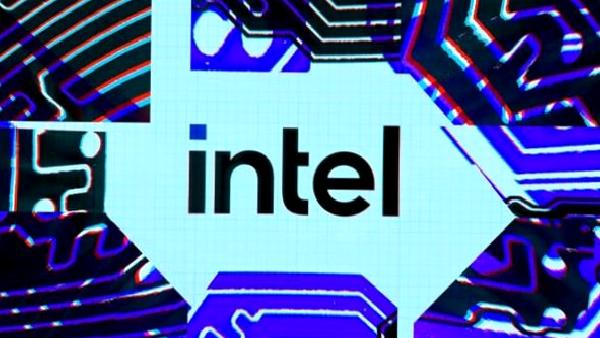 Intel, 2021’de şimdiye kadarki en iyi yılını geçirdi