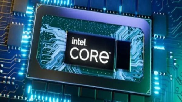 Intel’in şimdiye kadarki en hızlı mobil işlemcisi i9-12900HK, Threadripper 1950X’i geride bıraktı