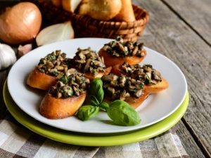 İstiridye Mantarlı Tapas Nasıl Yapılır?