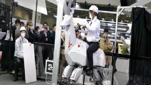 Kawasaki, sürülebilir bir robot keçi geliştirdi: Bex