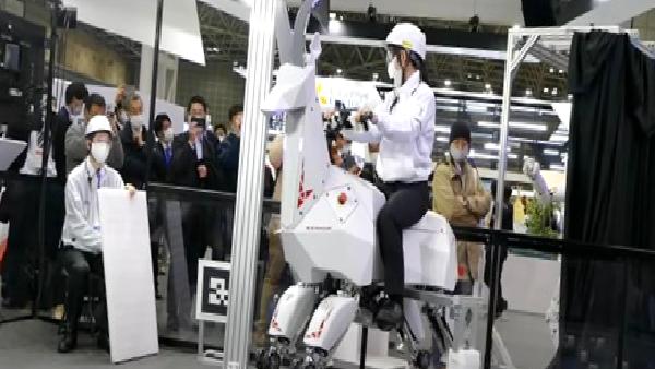 Kawasaki, sürülebilir bir robot keçi geliştirdi: Bex