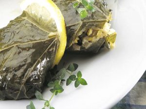 KIRMIZI MERCİMEKLİ YAPRAK DOLMASI Nasıl Yapılır?