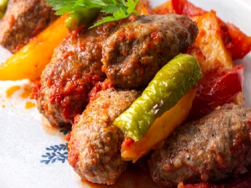 Köfteli Patates Yemeği Nasıl Yapılır?