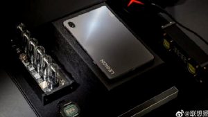 Lenovo Legion Y90 akıllı telefon, Lenovo Legion Y700 oyun tabletiyle birlikte tanıtılacak