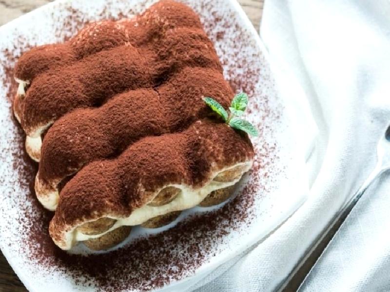 Muhallebili Kedidili Pasta Nasıl Yapılır?