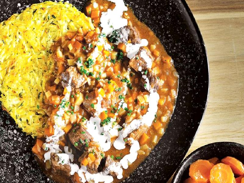 Patates Röşti Ve Gulaş Nasıl Yapılır?