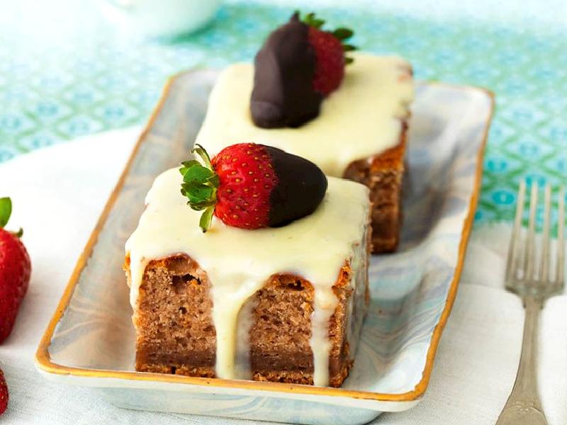 PEMBE, BEYAZ ÇİLEKLİ PASTA Nasıl Yapılır?