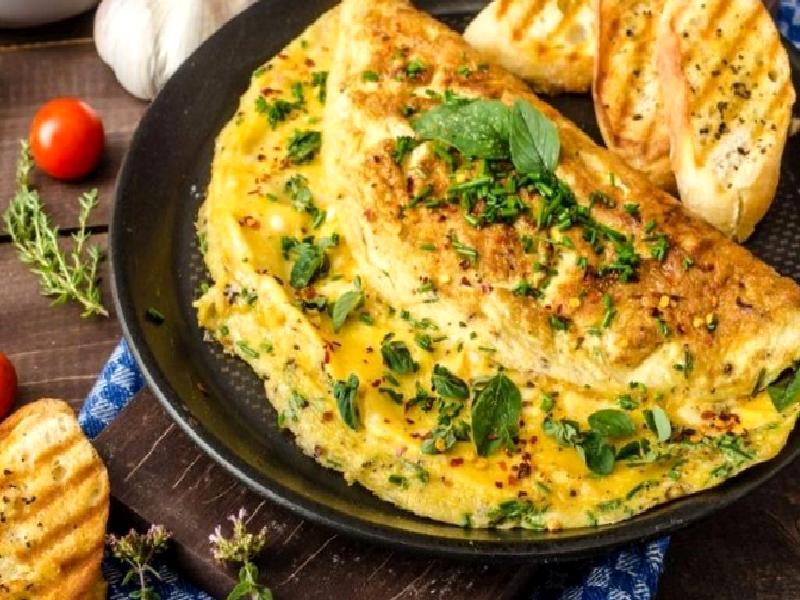 Peynirli Omlet Nasıl Yapılır?