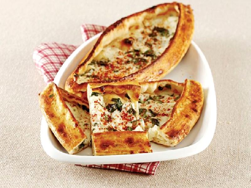 Peynirli pide Nasıl Yapılır?