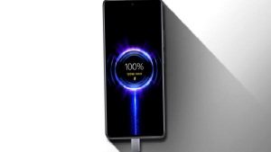 Realme’nin 150W hızlı şarj destekli yeni telefonu Oppo’nun 160W’lık adaptörünü kullanacak