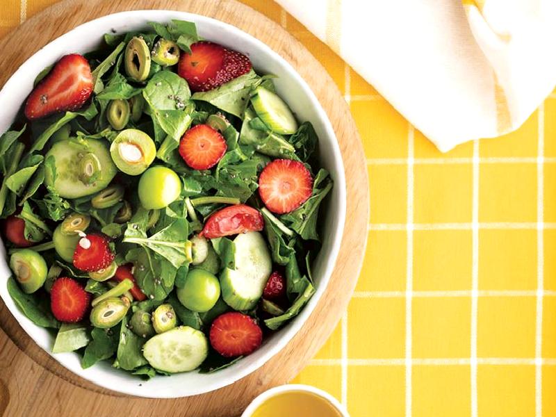 ROKALI YEŞİL ERİK SALATASI Nasıl Yapılır?