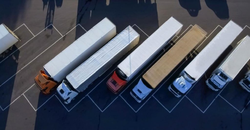 “Rusya-Gürcistan sınırında 18 gün bekleyen TIR’larımız var”