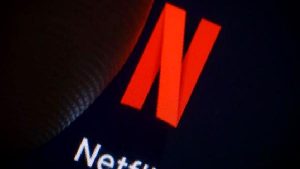 Rusya’ya sosyal ambargo hız kesmiyor