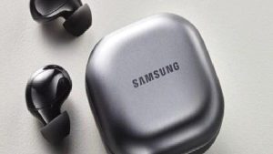 Samsung, Galaxy Buds 2 ve Galaxy Buds Live kulaklıklarına yeni bir renk seçeneği getiriyor