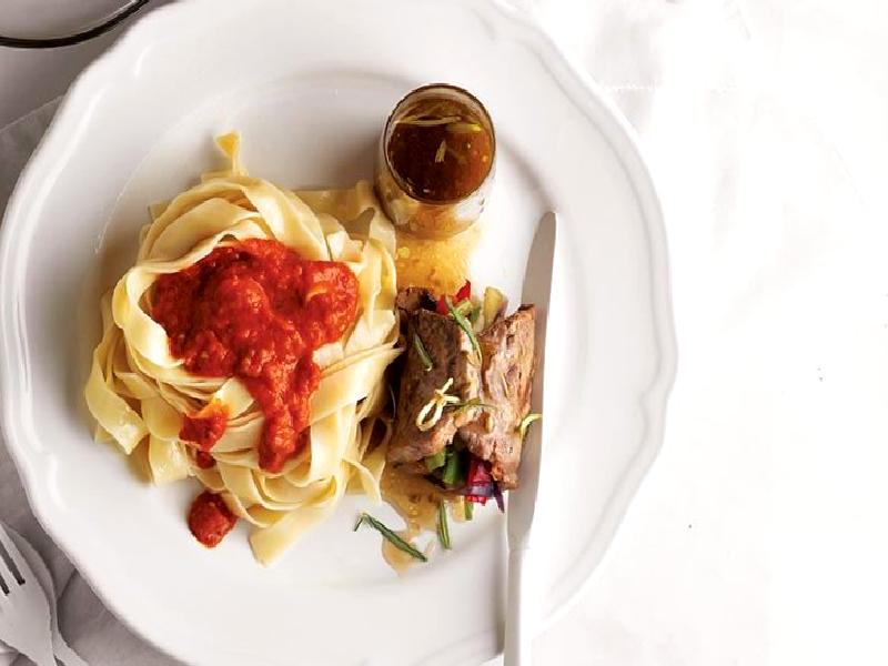 Sebzeli biftek buketi & Köz sebze soslu fettuccine Nasıl Yapılır?