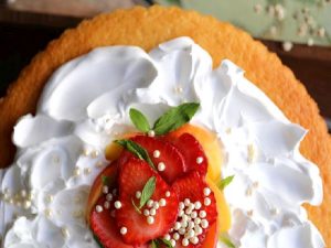 Şeftali Ve Limonlu Yaz Keki Nasıl Yapılır?