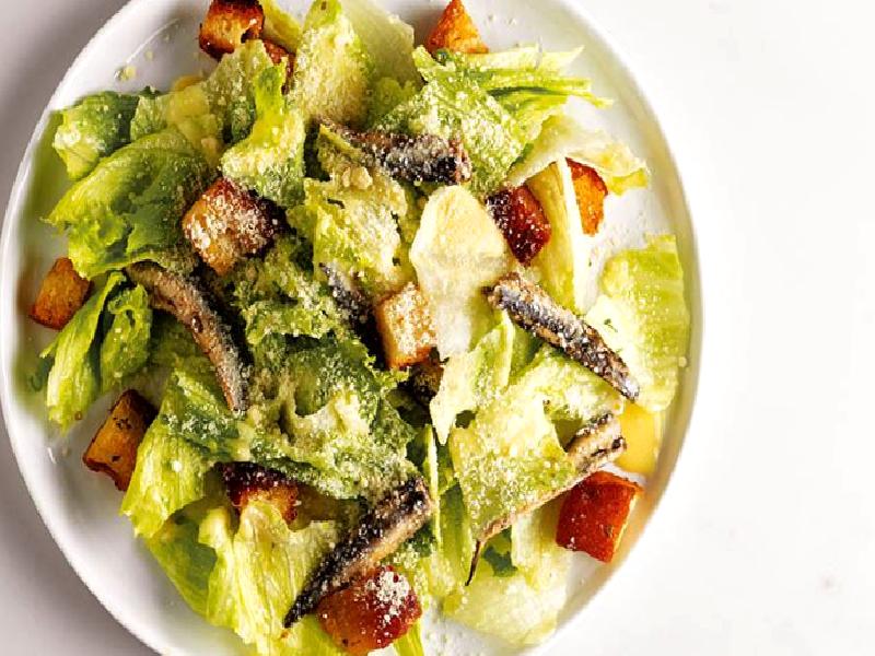 Sezar salata Nasıl Yapılır?