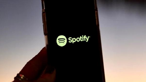 Spotify sesli haber akışlarına başlıyor