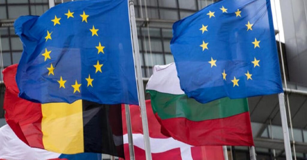 AB, Ukrayna’dan sonra Gürcistan ve Moldova’nın da üyelik süreçlerini başlattı