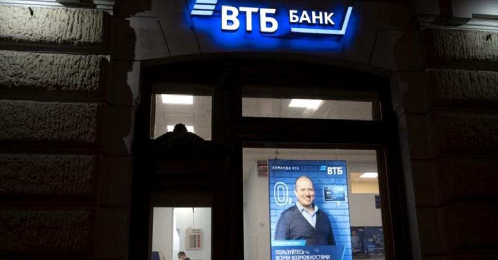 Almanya, Rus bankası VTB’nin Avrupa kolu üzerindeki kontrolünü kaldırdı