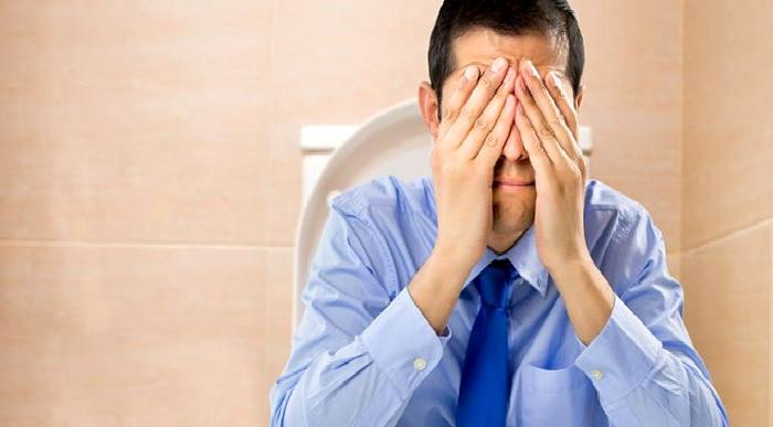 Atnalı Fistül Nedir?