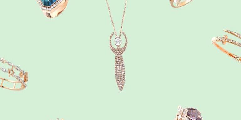 BEE GODDESS İLE ANNELİK IŞIĞINI ÖLÜMSÜZLEŞTİRİN