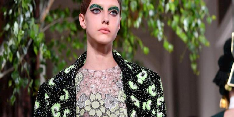 CANLI YAYIN: VALENTINO İLKABAHAR-YAZ 2022 COUTURE DEFİLESİ