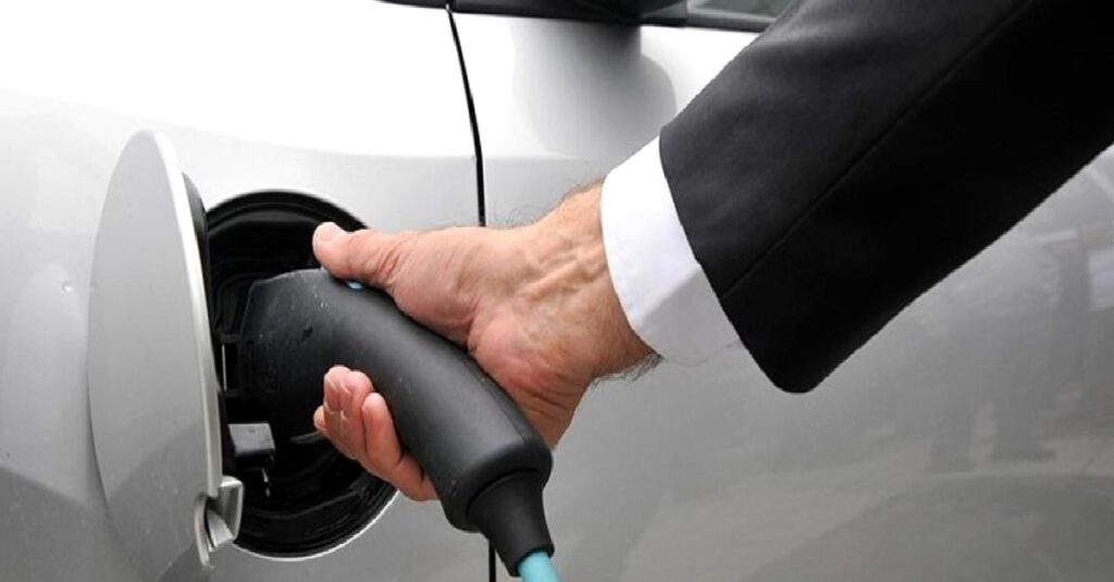 Elektrikli araç şarj lisansı başvuruları 18 Nisan’da başlayacak