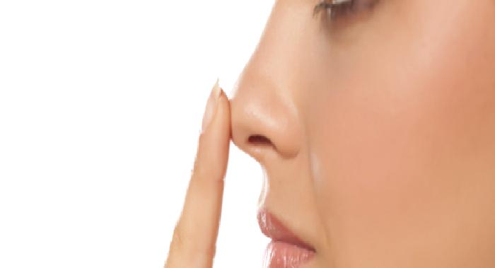 Estetik Burun Ameliyatı (Rinoplasti)