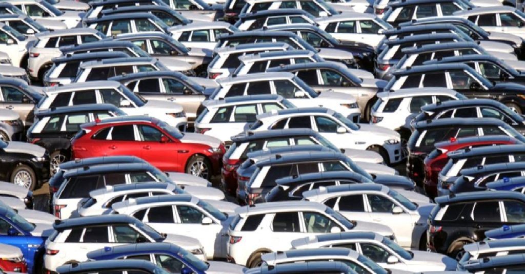 İngiltere’de yeni otomobil satışları son 24 yılın en düşük seviyesinde