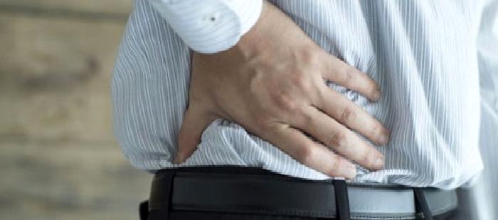 Kıl Dönmesi (Pilonidal Sinüs)