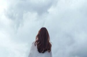 “Masumiyetin Son Günleri” Romanı Üzerine Psikanalitik Bir Bakış: Var Olmanın Yolu Yıkım Mı?